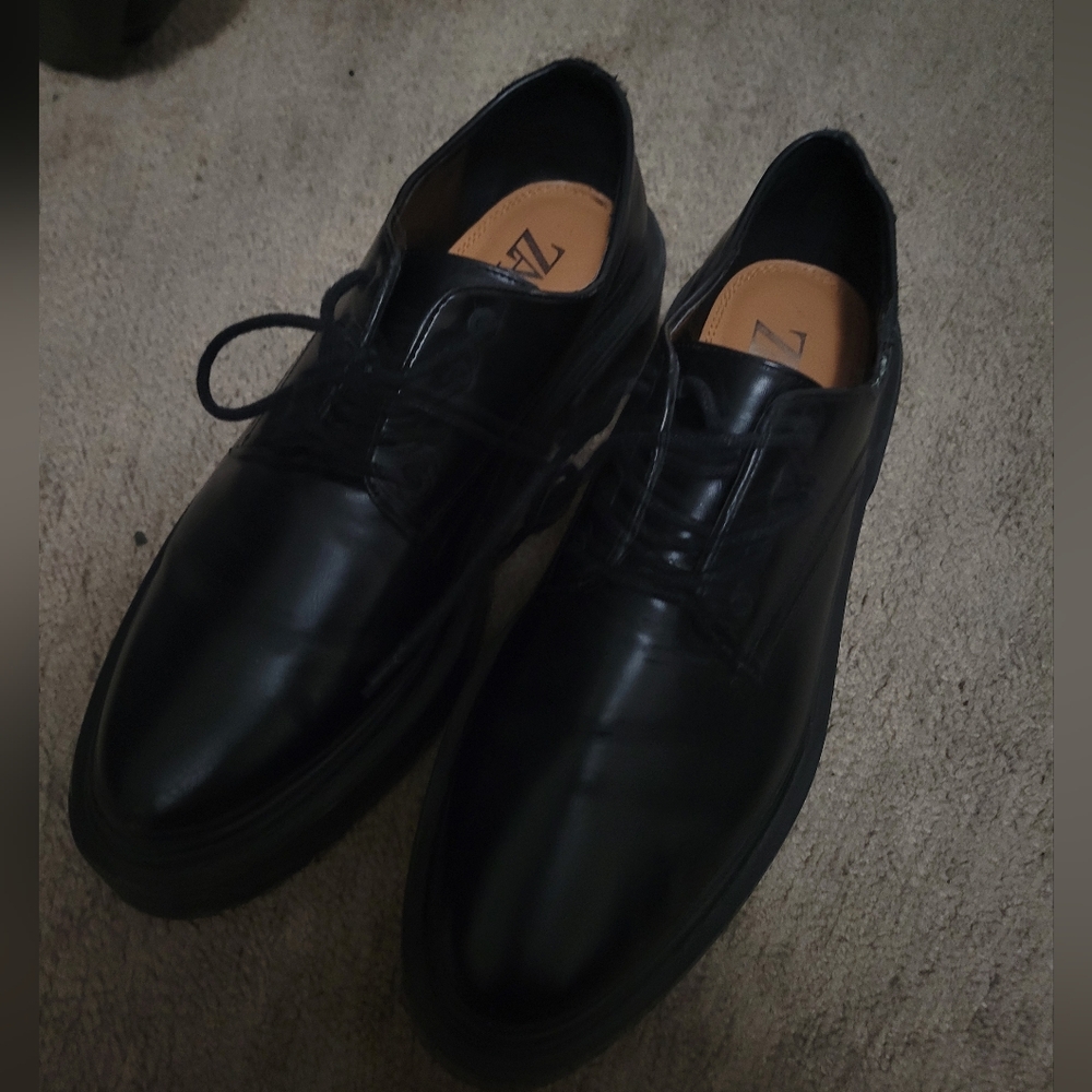 Zara Men's Classic Black Oxfords